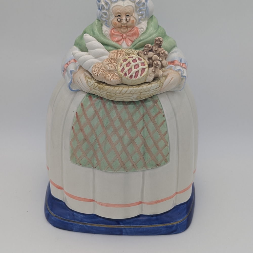 Fitz and Floyd Vintage Grandma Cookie Jar
